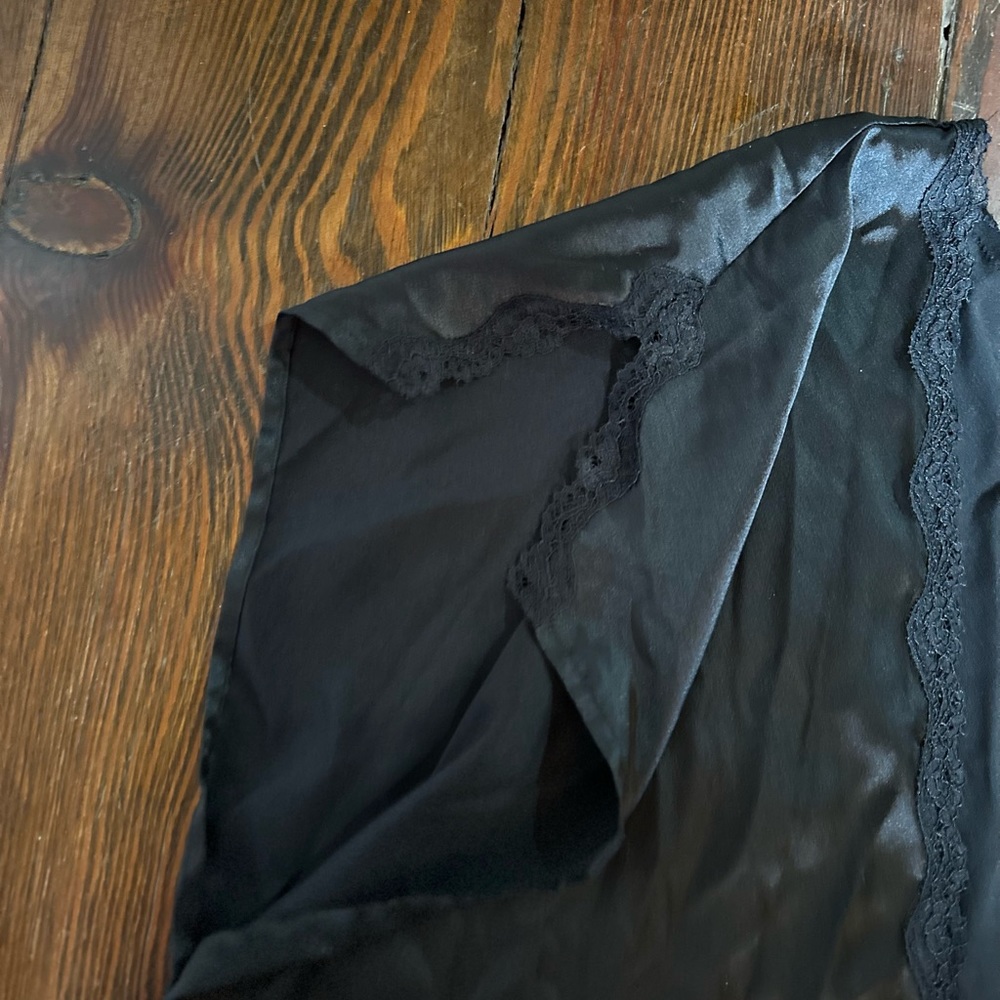 Victoria Secret Satin Robe Small - Picture 5 of 5